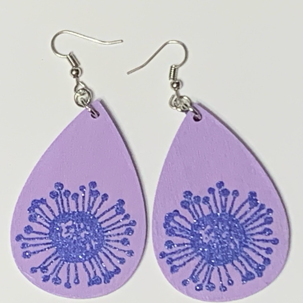 Wooden teardrop earrings